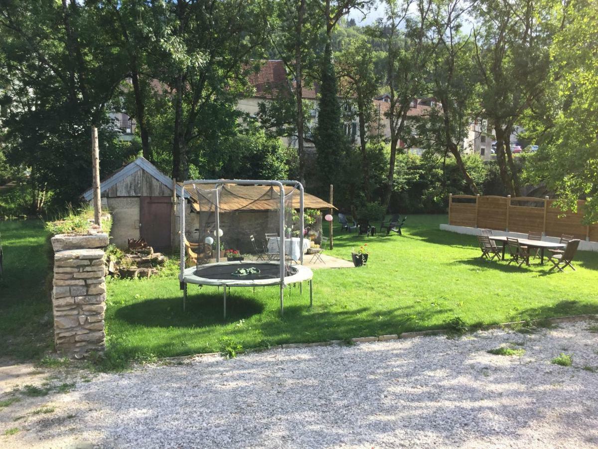 Gite Sur Loue Ornans Buitenkant foto